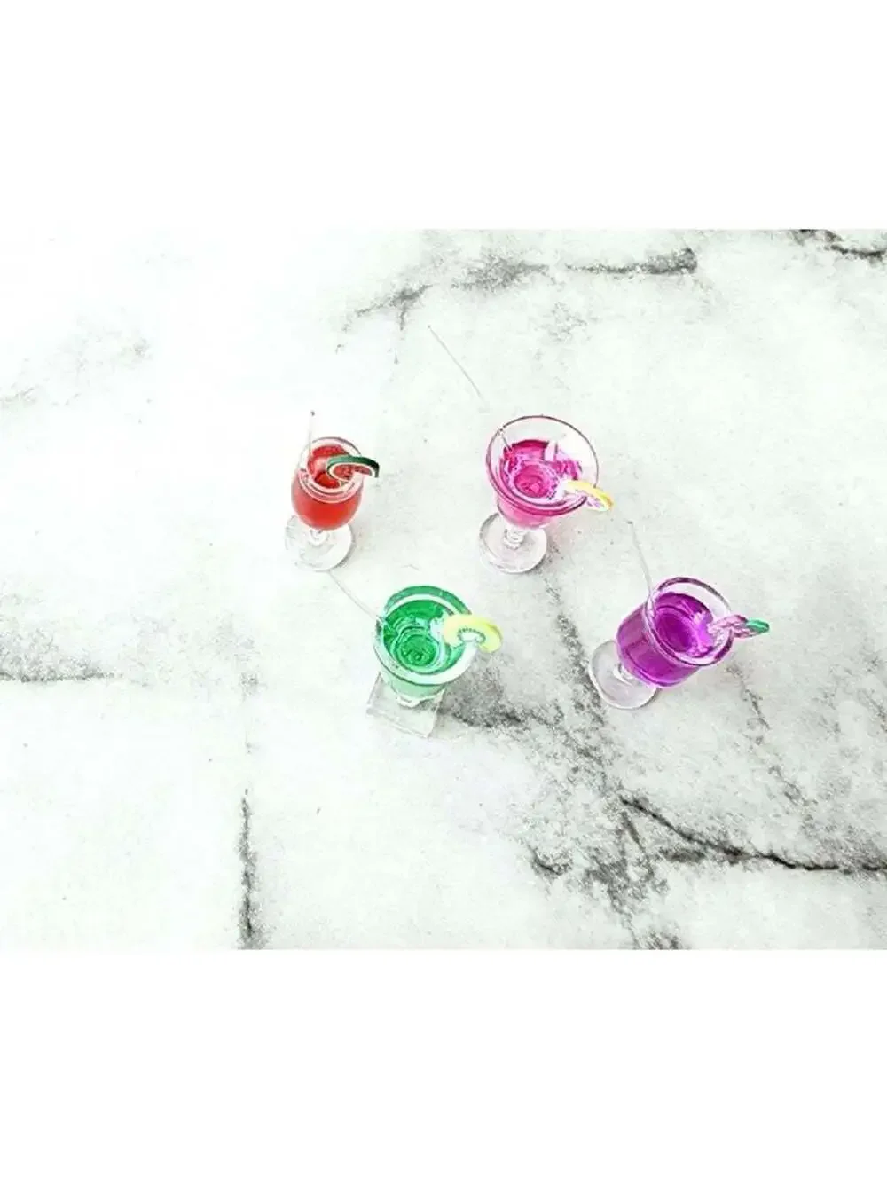 Set Of 4 Miniature Dollhouse Fruit Juice Drinks  1:12 scale